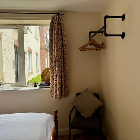 Cosy Double With Dedicated Bathroom Gasthof Naas